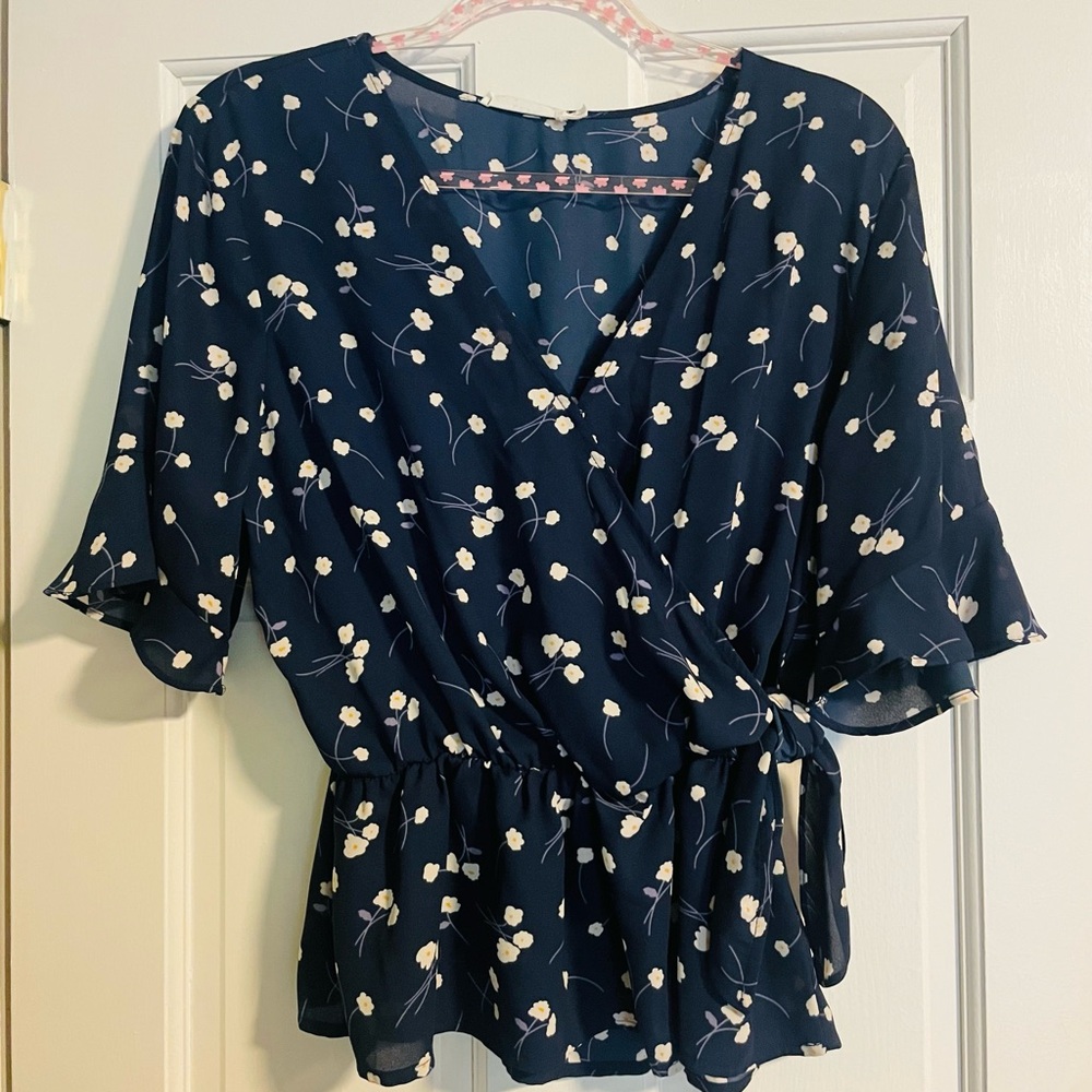 Lush Navy Floral Wrap Blouse Size Large